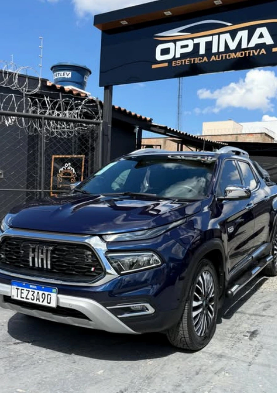 Veículo lavado na Óptima Estética Automotiva